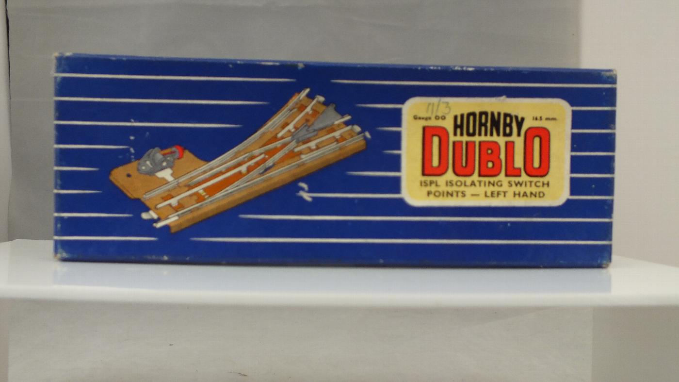 3729. HORNBY DUBLO L/H ISOLATING SWITCH POINTS  BOXED    3 RAIL     P7A