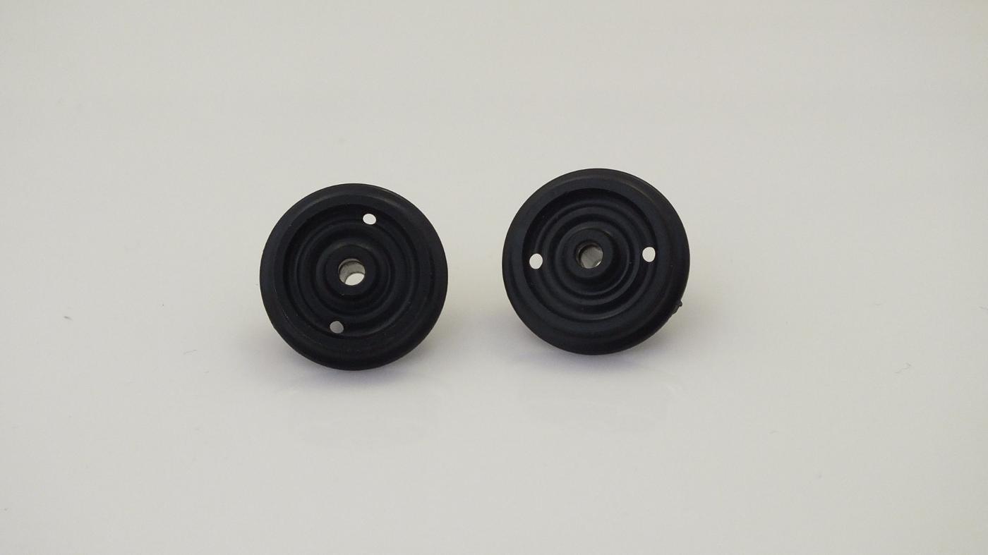 S6050  HORNBY TRIANG 2 X EARLY COLLARED 2 HOLED DISC PLASTIC WHEELS. CLASS31 A1A   Y2D