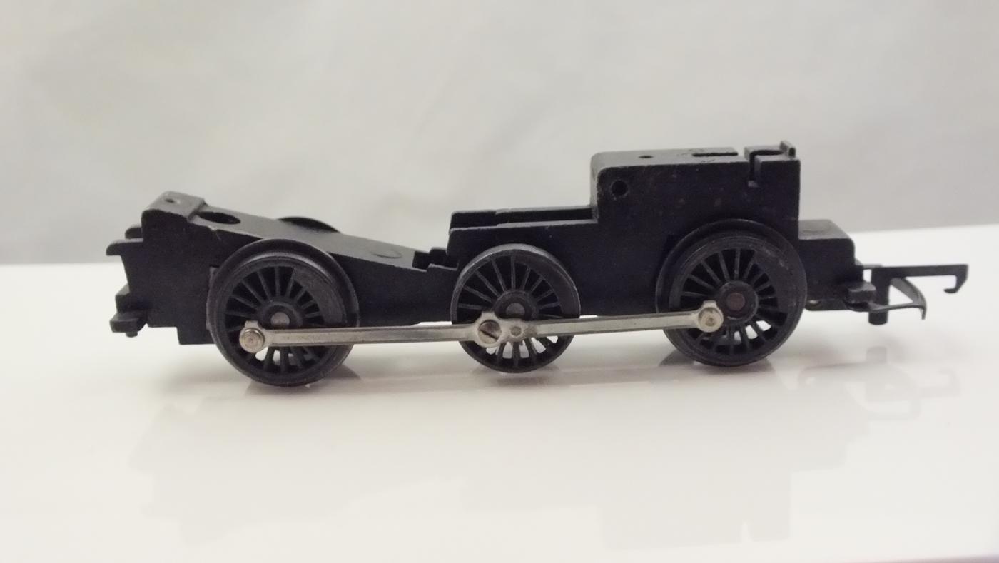 X435 # HORNBY TRIANG ROLLING CHASSIS,CONRODS & DRIVE GEAR   M8B