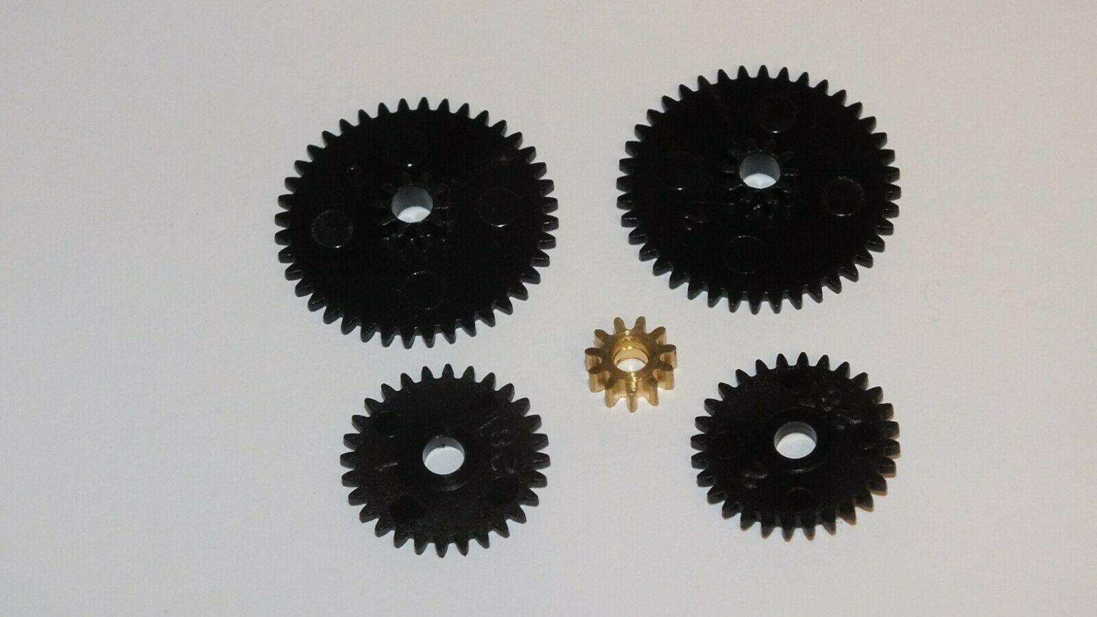 MS2 / X8193 HORNBY TRIANG FULL SET OF GEARS. MULTI FIT PLEASE SEE DESC   E2D