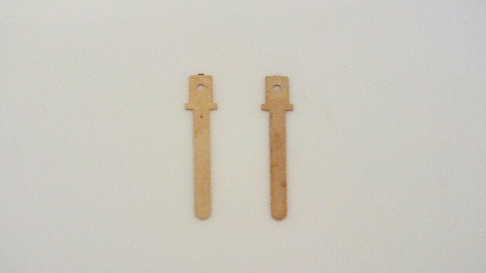 S3992R # HORNBY TRIANG PAIR SWORD PICKUP TERMINALS     T3D