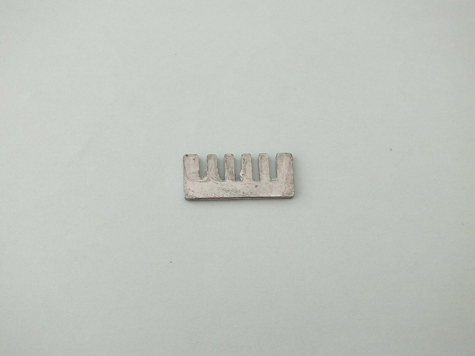 S4346 # HORNBY TRIANG WIRE CONNECTOR BLOCK CLASS 25       H11D