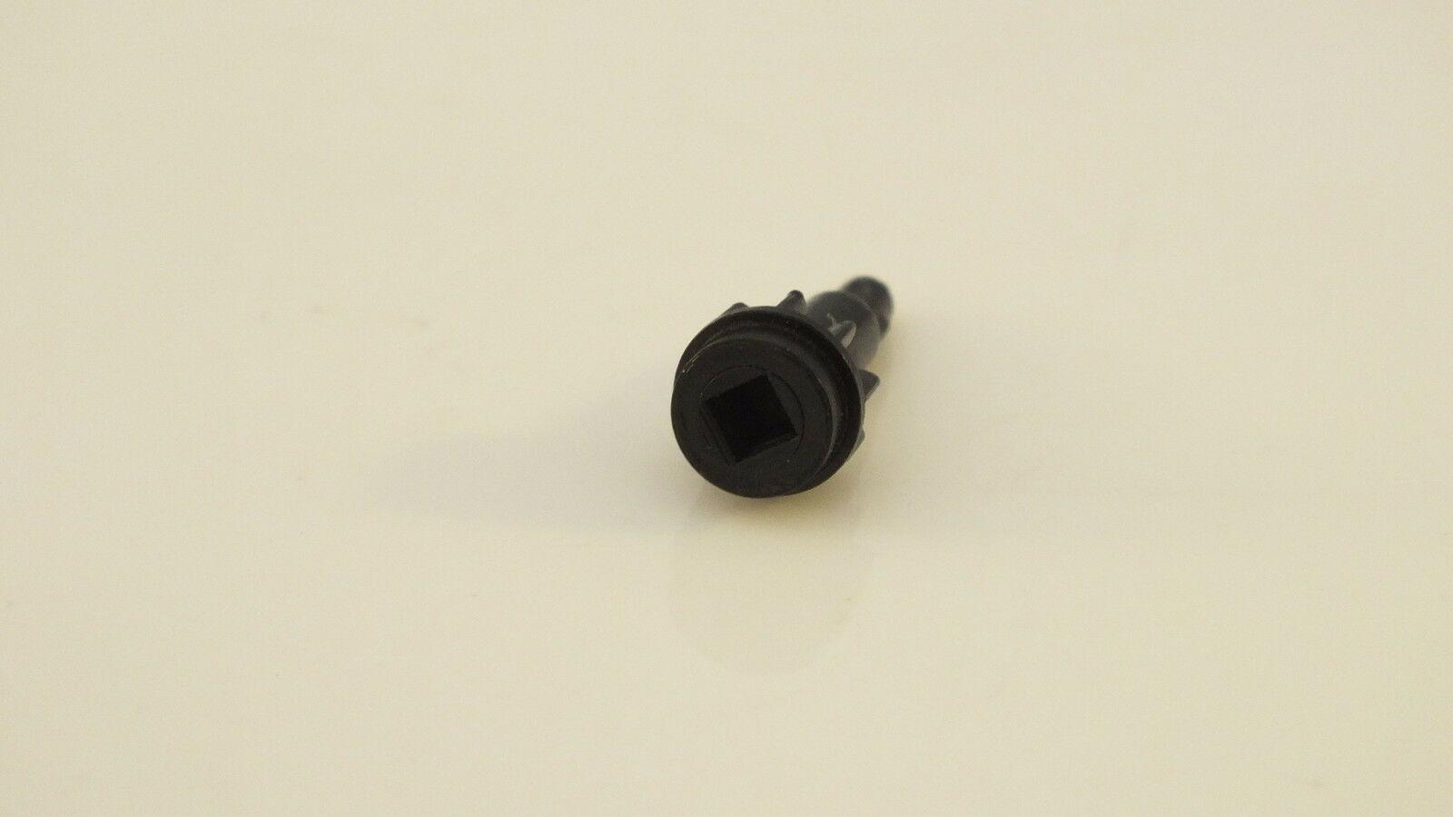 S9643 # HORNBY TRIANG SPARE PARTS SPIGOT GEAR SQUARE HOLE TURNTABLE         U2D